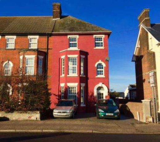 6&nbsp;Bedroom&nbsp;End of Ter...